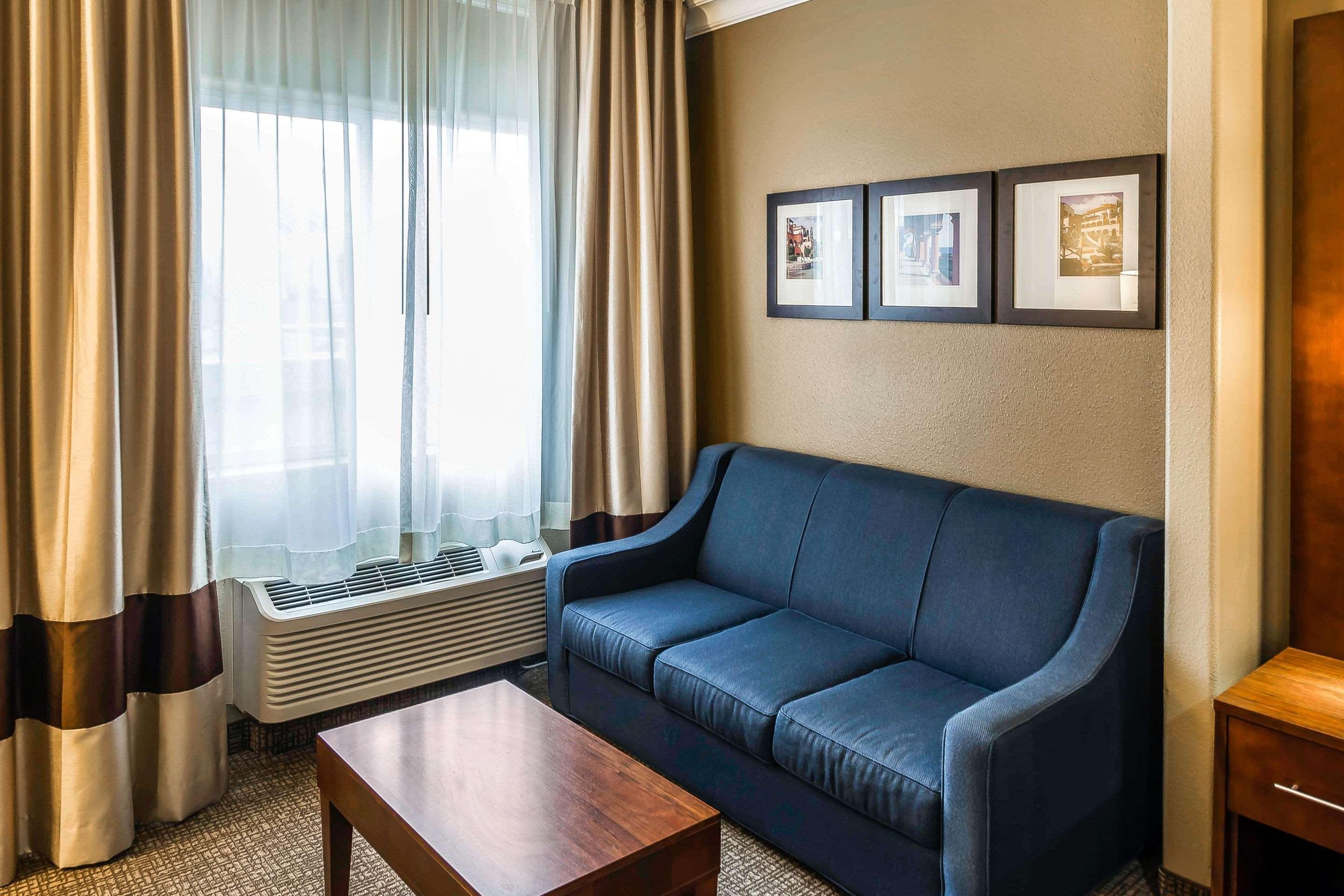 Comfort Suites San Jose Airport מראה חיצוני תמונה