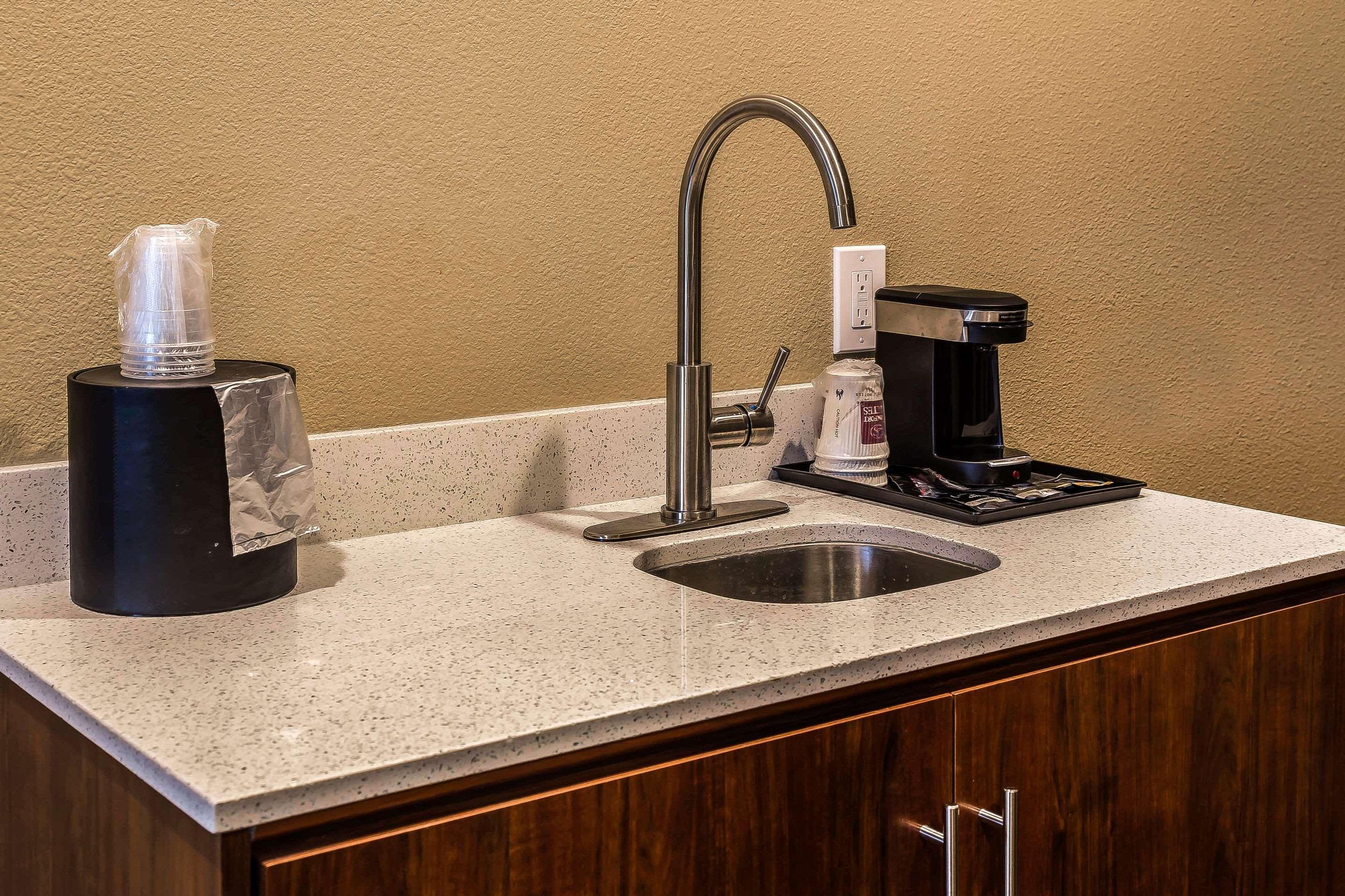 Comfort Suites San Jose Airport מראה חיצוני תמונה