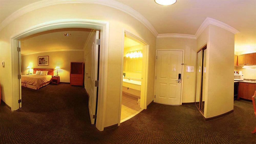 Comfort Suites San Jose Airport מראה חיצוני תמונה